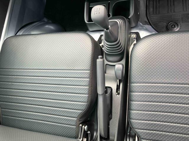 ハイゼットトラックスタンダード　農用スペシャル電子制御式４ＷＤ　荷台ＬＥＤライト　リヤ４枚リーフスプリング　リヤデフロック　副変速機　衝突被害軽減ブレーキ　コーナーセンサー　スピーカー一体型ＡＭ／ＦＭラジオ　エアコン　パワステ（千葉県）の中古車