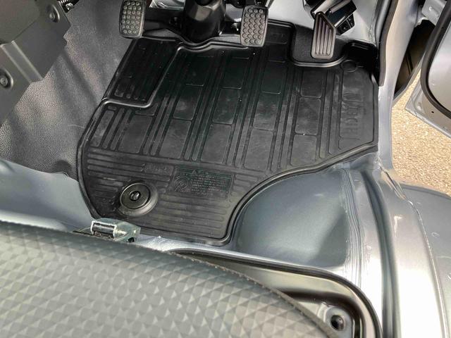 ハイゼットトラックスタンダード　農用スペシャル電子制御式４ＷＤ　荷台ＬＥＤライト　リヤ４枚リーフスプリング　リヤデフロック　副変速機　衝突被害軽減ブレーキ　コーナーセンサー　スピーカー一体型ＡＭ／ＦＭラジオ　エアコン　パワステ（千葉県）の中古車