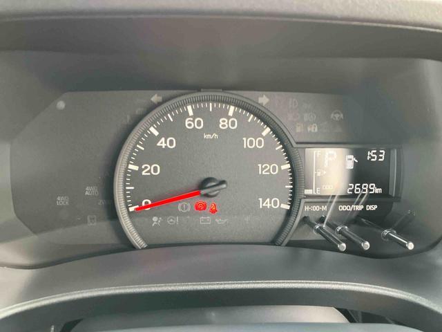 ハイゼットカーゴデラックス衝突被害軽減ブレーキ コーナーセンサー オートライト プライバシーガラス フロントパワーウィンドウ オーバーヘッドシェルフ スピーカー一体型AM・FMラジオ キーレスエントリー アイドリングストップ(千葉県)の中古車