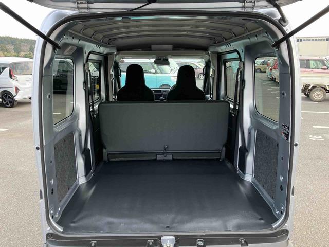 ハイゼットカーゴデラックス衝突被害軽減ブレーキ コーナーセンサー オートライト プライバシーガラス フロントパワーウィンドウ オーバーヘッドシェルフ スピーカー一体型AM・FMラジオ キーレスエントリー アイドリングストップ(千葉県)の中古車