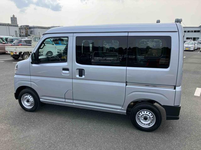 ハイゼットカーゴデラックス衝突被害軽減ブレーキ コーナーセンサー オートライト プライバシーガラス フロントパワーウィンドウ オーバーヘッドシェルフ スピーカー一体型AM・FMラジオ キーレスエントリー アイドリングストップ(千葉県)の中古車