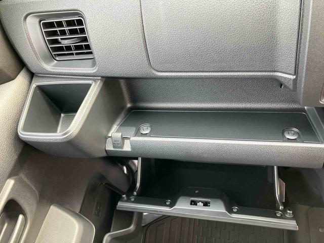 ハイゼットカーゴデラックス衝突被害軽減ブレーキ コーナーセンサー オートライト プライバシーガラス フロントパワーウィンドウ オーバーヘッドシェルフ スピーカー一体型AM・FMラジオ キーレスエントリー アイドリングストップ(千葉県)の中古車