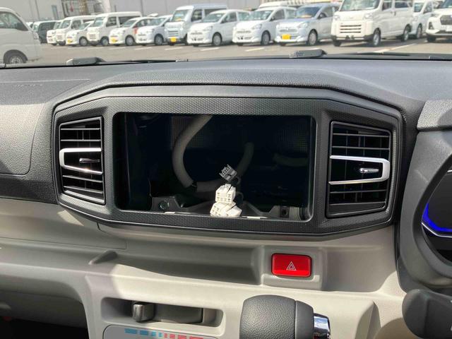 ミライースＸ　ＳＡIIIＬＥＤヘッドライト　電動格納ドアミラー　プライバシーガラス　リヤシートヘッドレスト　オートライト　キーレスエントリー　セキュリティアラーム　横滑り防止装置　コーナーセンサー　衝突被害軽減ブレーキ（千葉県）の中古車