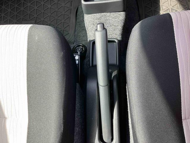 ミライースＸ　ＳＡIIIＬＥＤヘッドライト　電動格納ドアミラー　プライバシーガラス　リヤシートヘッドレスト　オートライト　キーレスエントリー　セキュリティアラーム　横滑り防止装置　コーナーセンサー　衝突被害軽減ブレーキ（千葉県）の中古車