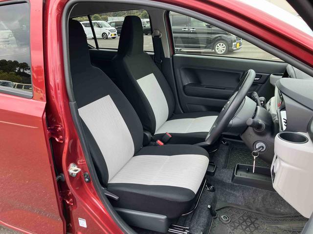 ミライースＸ　ＳＡIIIＬＥＤヘッドライト　電動格納ドアミラー　プライバシーガラス　リヤシートヘッドレスト　オートライト　キーレスエントリー　セキュリティアラーム　横滑り防止装置　コーナーセンサー　衝突被害軽減ブレーキ（千葉県）の中古車