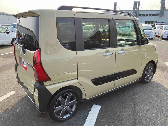 タントファンクロスターボリミテッドルーフレール 15インチアルミ バックカメラ 両側電動スライドドア シートヒーター 電動駐車ブレーキ LEDライト&フォグ 上下2段調節式デッキボード コーナーセンサー 衝突被害軽減ブレーキ(千葉県)の中古車