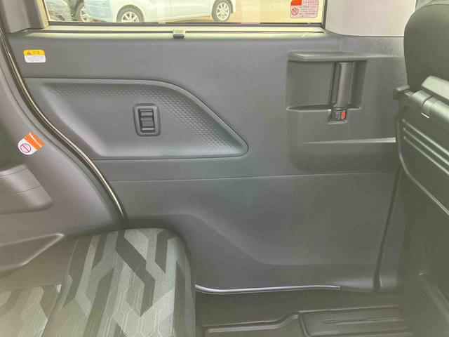 タントファンクロスターボリミテッドルーフレール 15インチアルミ バックカメラ 両側電動スライドドア シートヒーター 電動駐車ブレーキ LEDライト&フォグ 上下2段調節式デッキボード コーナーセンサー 衝突被害軽減ブレーキ(千葉県)の中古車