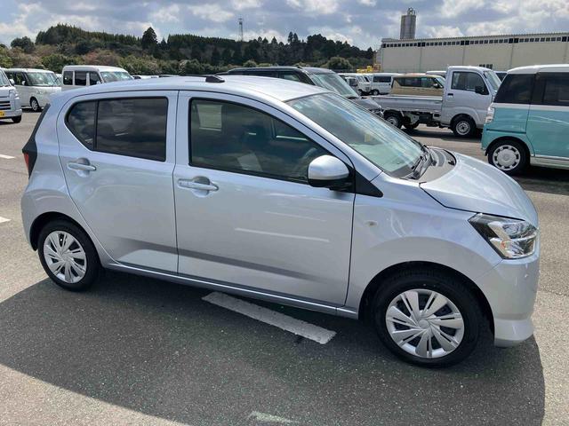 ミライースＸ　ＳＡIIIＬＥＤヘッドライト　電動格納ドアミラー　プライバシーガラス　リヤシートヘッドレスト　オートライト　キーレスエントリー　セキュリティアラーム　横滑り防止装置　コーナーセンサー　衝突被害軽減ブレーキ（千葉県）の中古車