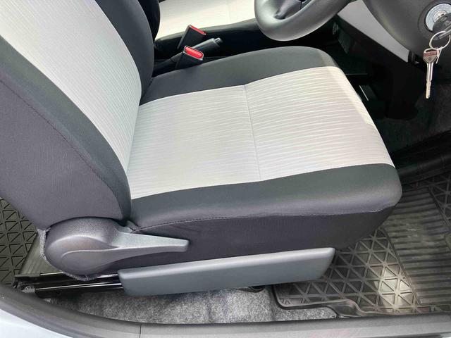 ミライースＸ　ＳＡIIIＬＥＤヘッドライト　電動格納ドアミラー　プライバシーガラス　リヤシートヘッドレスト　オートライト　キーレスエントリー　セキュリティアラーム　横滑り防止装置　コーナーセンサー　衝突被害軽減ブレーキ（千葉県）の中古車