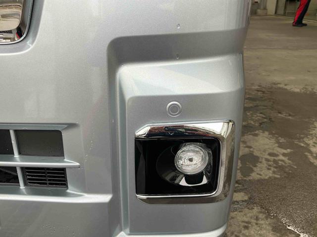 ハイゼットトラックエクストラ５ＭＴ　電子制御４ＷＤ　副変速機　スーパーデフロック　ＬＥＤフォグランプ　ＬＥＤ荷台灯　プッシュボタンスタート　電格ドアミラー　コーナーセンサー　衝突被害軽減ブレーキ　リヤ４枚リーフスプリング（千葉県）の中古車