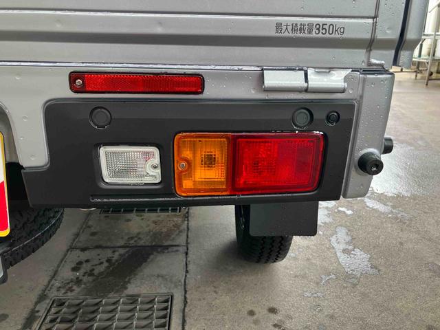 ハイゼットトラックエクストラ５ＭＴ　電子制御４ＷＤ　副変速機　スーパーデフロック　ＬＥＤフォグランプ　ＬＥＤ荷台灯　プッシュボタンスタート　電格ドアミラー　コーナーセンサー　衝突被害軽減ブレーキ　リヤ４枚リーフスプリング（千葉県）の中古車