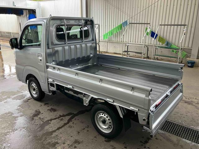 ハイゼットトラックエクストラ５ＭＴ　電子制御４ＷＤ　副変速機　スーパーデフロック　ＬＥＤフォグランプ　ＬＥＤ荷台灯　プッシュボタンスタート　電格ドアミラー　コーナーセンサー　衝突被害軽減ブレーキ　リヤ４枚リーフスプリング（千葉県）の中古車