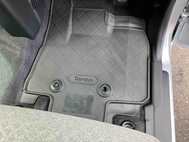 タントＸバックカメラ　左側電動スライドドア　シートヒーター　電動パーキングブレーキ　ＬＥＤヘッドライト　オートライト　オートエアコン　上下２段調節式デッキボード　コーナーセンサー　衝突被害軽減ブレーキ（千葉県）の中古車