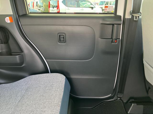 ムーヴキャンバスストライプスＧ両側電動スライドドア　ＬＥＤヘッドライト＆フォグランプ　シートヒーター　保温カップホルダー　電動駐車ブレーキ　バックカメラ　ステアリングスイッチ　コーナーセンサー　衝突被害軽減ブレーキ（千葉県）の中古車