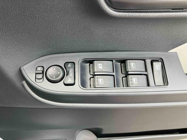 タントＸバックカメラ　左側電動スライドドア　シートヒーター　電動パーキングブレーキ　ＬＥＤヘッドライト　オートライト　オートエアコン　上下２段調節式デッキボード　コーナーセンサー　衝突被害軽減ブレーキ（千葉県）の中古車