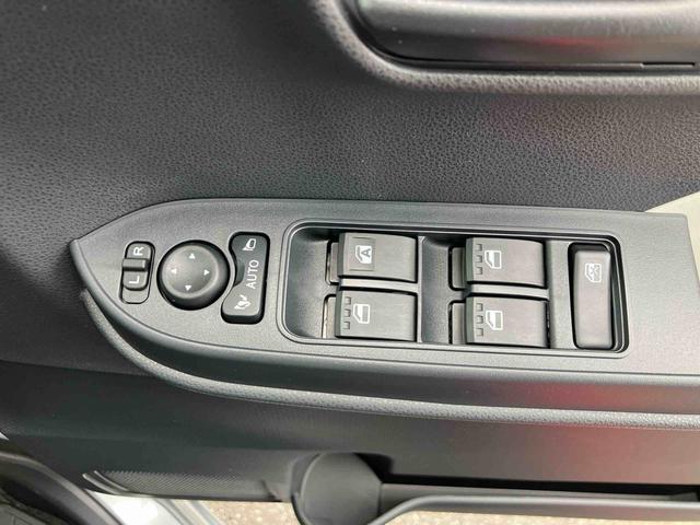 タントＸバックカメラ　左側電動スライドドア　シートヒーター　電動パーキングブレーキ　ＬＥＤヘッドライト　オートライト　オートエアコン　上下２段調節式デッキボード　コーナーセンサー　衝突被害軽減ブレーキ（千葉県）の中古車