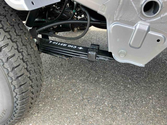 ハイゼットトラックスタンダード 農用スペシャル電子制御式4WD 荷台LEDライト リヤ4枚リーフスプリング スーパーデフロック 副変速機 衝突被害軽減ブレーキ コーナーセンサー スピーカー一体型AM/FMラジオ エアコン パワステ(千葉県)の中古車
