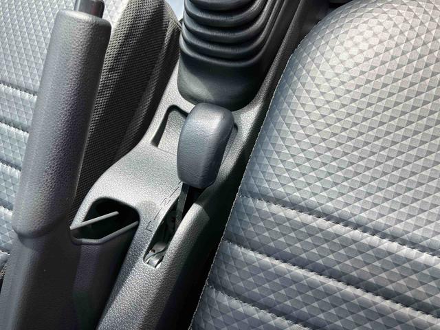 ハイゼットトラックスタンダード 農用スペシャル電子制御式4WD 荷台LEDライト リヤ4枚リーフスプリング スーパーデフロック 副変速機 衝突被害軽減ブレーキ コーナーセンサー スピーカー一体型AM/FMラジオ エアコン パワステ(千葉県)の中古車