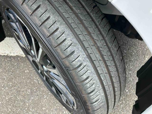 タントカスタムＲＳ９インチディスプレイモニター　ターボエンジン　１５インチアルミ　バックカメラ　両側パワスラ　シートヒーター　電動駐車ブレーキ　ＬＥＤライト＆フォグ　デッキボード　コーナーセンサー　衝突被害軽減ブレーキ（千葉県）の中古車