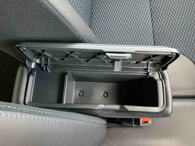 タントカスタムＲＳ９インチディスプレイモニター　ターボエンジン　１５インチアルミ　バックカメラ　両側パワスラ　シートヒーター　電動駐車ブレーキ　ＬＥＤライト＆フォグ　デッキボード　コーナーセンサー　衝突被害軽減ブレーキ（千葉県）の中古車