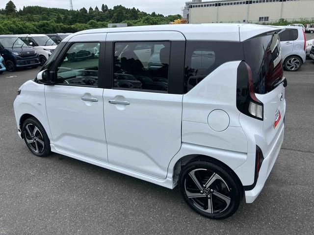 ムーヴＲＳターボエンジン　１５インチアルミ　バックカメラ　両側電動スライドドア　　電動駐車ブレーキ　ＬＥＤライト＆フォグ　コーナーセンサー　衝突被害軽減ブレーキ　ステアリングスイッチ　自動追従クルコン（千葉県）の中古車
