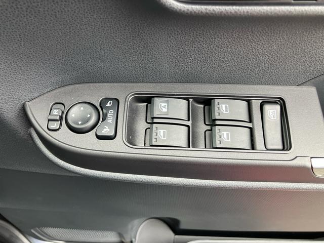 タントカスタムＸリミテッドバックカメラ　両側パワスラ　１４インチアルミ　ＬＥＤヘッド／フォグ　シートヒーター　電動駐車ブレーキ　オートライト　上下２段調節式デッキボード　コーナーセンサー　衝突被害軽減ブレーキ　クルコン　ＥＴＣ（千葉県）の中古車