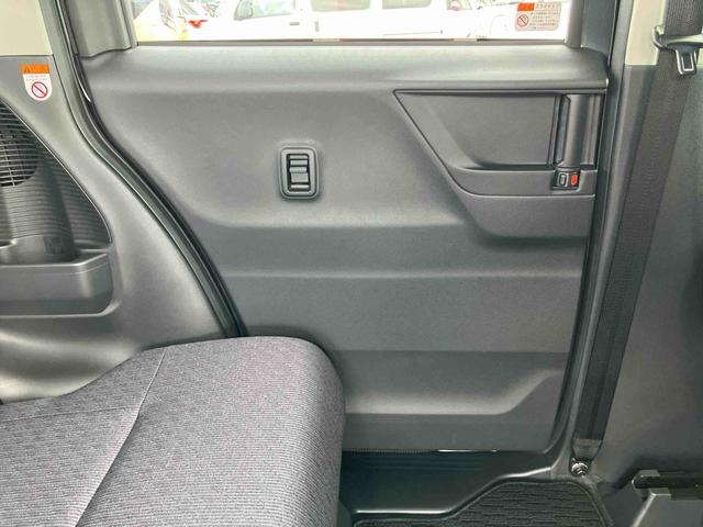 ムーヴＲＳターボエンジン　１５インチアルミ　バックカメラ　両側電動スライドドア　　電動駐車ブレーキ　ＬＥＤライト＆フォグ　コーナーセンサー　衝突被害軽減ブレーキ　ステアリングスイッチ　自動追従クルコン（千葉県）の中古車