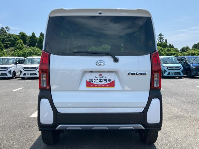 タントファンクロスターボリミテッドルーフレール　１５インチアルミ　バックカメラ　両側パワスラ　シートヒーター　電動駐車ブレーキ　ＬＥＤライト＆フォグ　上下２段調節式デッキボード　コーナーセンサー　衝突被害軽減ブレーキ　ＥＴＣ（千葉県）の中古車