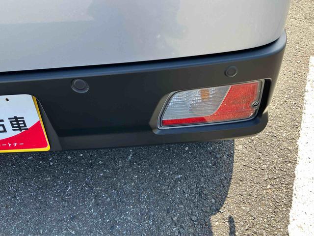 ハイゼットカーゴデラックス衝突被害軽減ブレーキ コーナーセンサー オートライト プライバシーガラス フロントパワーウィンドウ オーバーヘッドシェルフ スピーカー一体型AM・FMラジオ キーレスエントリー アイドリングストップ(千葉県)の中古車