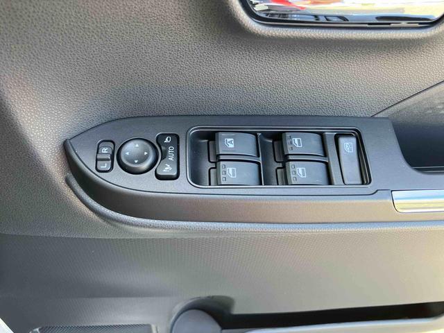 タントカスタムＲＳリミテッドターボエンジン　１５インチアルミ　バックカメラ　両側パワスラ　シートヒーター　電動駐車ブレーキ　ＬＥＤライト＆フォグ　上下２段調節式デッキボード　コーナーセンサー　衝突被害軽減ブレーキ（千葉県）の中古車