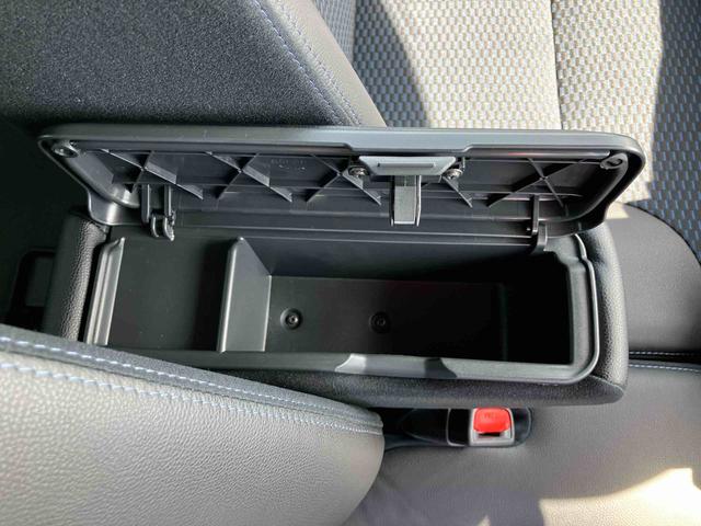 タントカスタムＲＳリミテッドターボエンジン　１５インチアルミ　バックカメラ　両側パワスラ　シートヒーター　電動駐車ブレーキ　ＬＥＤライト＆フォグ　上下２段調節式デッキボード　コーナーセンサー　衝突被害軽減ブレーキ（千葉県）の中古車