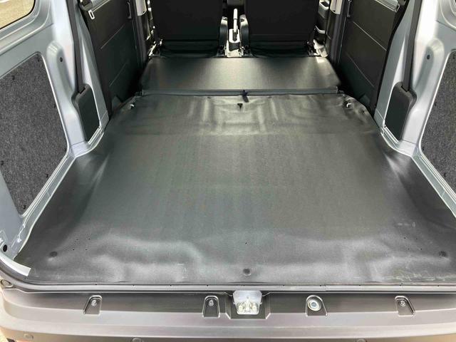 ハイゼットカーゴDX衝突被害軽減ブレーキ コーナーセンサー オートライト プライバシーガラス フロントパワーウィンドウ オーバーヘッドシェルフ スピーカー一体型AM・FMラジオ キーレスエントリー アイドリングストップ(千葉県)の中古車