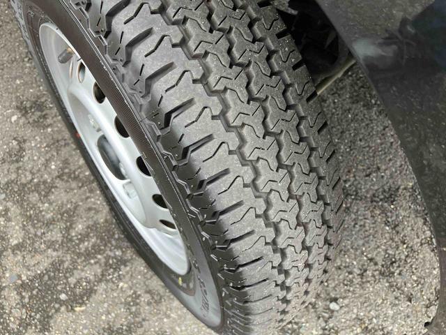 ハイゼットトラックスタンダードCVT 衝突被害軽減ブレーキ コーナーセンサー 横滑り防止装置 オートライト アイドリングストップ スピーカー一体型AM/FMラジオ エアコン パワステ(千葉県)の中古車