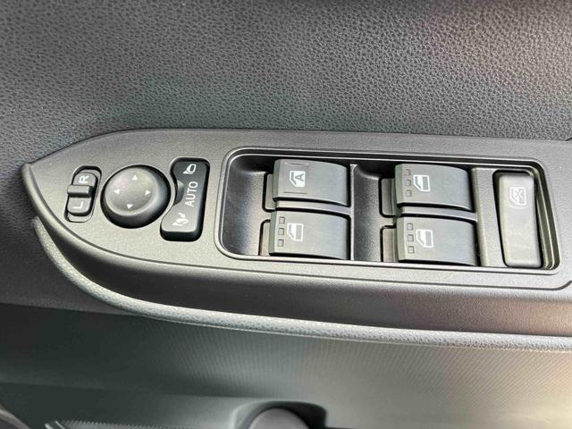 タントカスタムRSリミテッドターボエンジン 15インチアルミ バックカメラ 両側パワスラ シートヒーター 電動駐車ブレーキ LEDライト&フォグ 上下2段調節式デッキボード コーナーセンサー 衝突被害軽減ブレーキ(千葉県)の中古車
