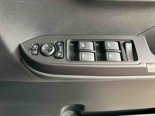タントカスタムＸリミテッドバックカメラ　両側パワスラ　１４インチアルミ　ＬＥＤヘッド＆フォグ　シートヒーター　電動駐車ブレーキ　オートライト　上下２段調節式デッキボード　コーナーセンサー　衝突被害軽減ブレーキ　ＥＴＣ　クルコン（千葉県）の中古車