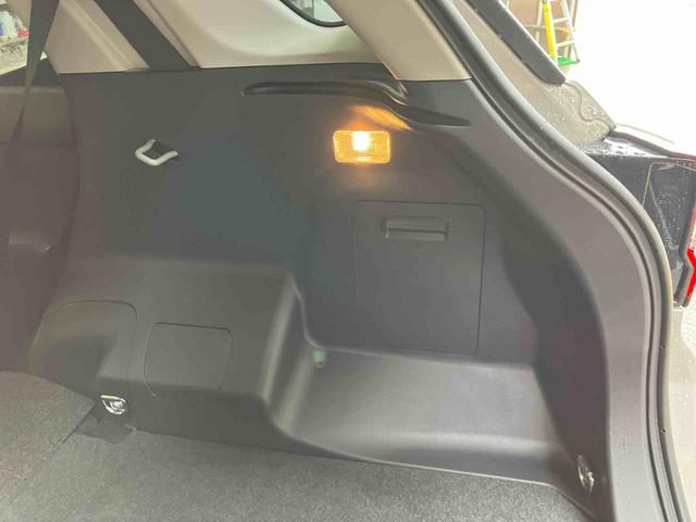 ロッキープレミアムG HEVバックカメラ アダプティブクルコン LEDヘッドライト&フォグランプ バックフォグランプ 17インチアルミホイール シートヒーター 電動駐車ブレーキ コーナーセンサー 衝突被害軽減ブレーキ(千葉県)の中古車