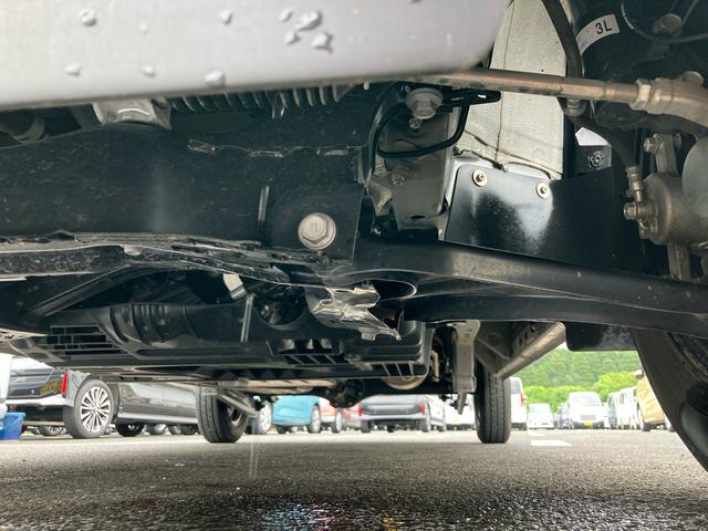 ハイゼットカーゴデラックス衝突被害軽減ブレーキ　コーナーセンサー　オートライト　プライバシーガラス　フロントパワーウィンドウ　オーバーヘッドシェルフ　スピーカー一体型ＡＭ・ＦＭラジオ　キーレスエントリー　アイドリングストップ（千葉県）の中古車