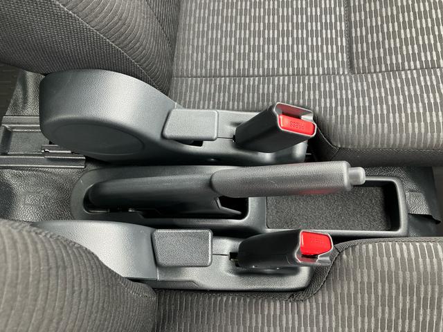 ハイゼットカーゴデラックス衝突被害軽減ブレーキ　コーナーセンサー　オートライト　プライバシーガラス　フロントパワーウィンドウ　オーバーヘッドシェルフ　スピーカー一体型ＡＭ・ＦＭラジオ　キーレスエントリー　アイドリングストップ（千葉県）の中古車