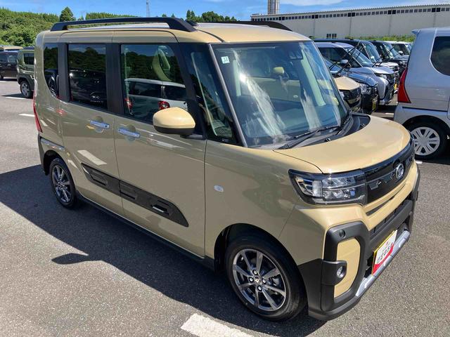 タントファンクロスリミテッドルーフレール　バックカメラ　両側パワスラ　１４インチアルミ　ＬＥＤヘッド／フォグ　シートヒーター　電動駐車ブレーキ　上下２段調節式デッキボード　コーナーセンサー　衝突被害軽減ブレーキ　ＥＴＣ　クルコン（千葉県）の中古車
