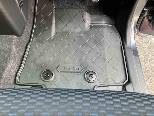 タントカスタムＲＳリミテッドターボエンジン　１５インチＡＷ　バックカメラ　両側パワスラ　シートヒーター　電動駐車ブレーキ　ＬＥＤヘッド／フォグ　上下２段調節式デッキボード　コーナーセンサー　衝突被害軽減ブレーキ　ＥＴＣ　クルコン（千葉県）の中古車