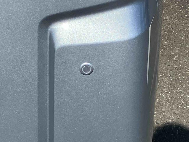 ハイゼットカーゴDX衝突被害軽減ブレーキ コーナーセンサー オートライト プライバシーガラス フロントパワーウィンドウ オーバーヘッドシェルフ スピーカー一体型AM・FMラジオ キーレスエントリー アイドリングストップ(千葉県)の中古車