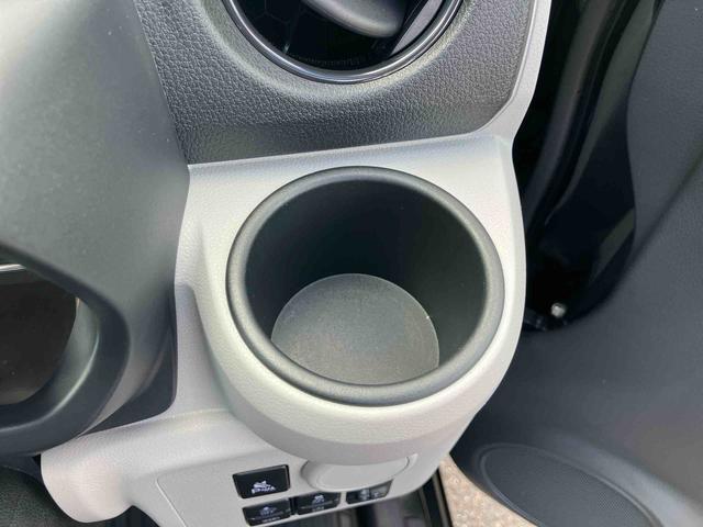 ミライースＸ　ＳＡIIIＬＥＤヘッドライト　電動格納ドアミラー　プライバシーガラス　リヤシートヘッドレスト　オートライト　キーレスエントリー　セキュリティアラーム　横滑り防止装置　コーナーセンサー　衝突被害軽減ブレーキ（千葉県）の中古車
