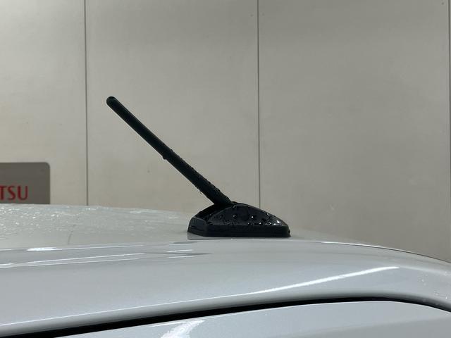 ムーヴキャンバスストライプスGスマアシ ダイハツ予防安全機能 前後コーナーセンサー 置きラクボックス ホットカップホルダー オートブレーキホールド付き電動パーキング 前席シートヒーター オートライト オートハイビーム(千葉県)の中古車