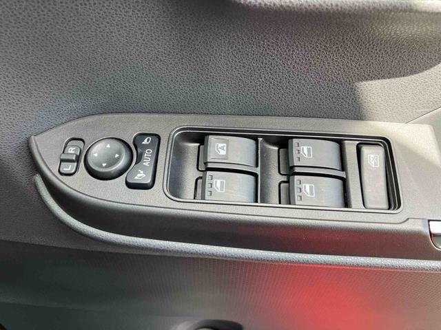 タントカスタムＸリミテッドバックカメラ　両側パワスラ　シートヒーター　電動駐車ブレーキ　ＬＥＤヘッドライト　オートライト　オートエアコン　上下２段調節式デッキボード　コーナーセンサー　衝突被害軽減ブレーキ　ＥＴＣ　クルコン（千葉県）の中古車