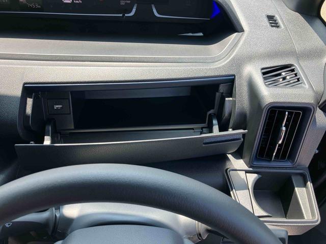 タントカスタムＲＳリミテッドターボ　１５インチアルミ　バックカメラ　両側パワスラ　シートヒーター　電動駐車ブレーキ　ＬＥＤライト＆フォグ　上下２段調節式デッキボード　コーナーセンサー　衝突被害軽減ブレーキ　ＥＴＣ　クルコン（千葉県）の中古車