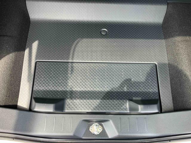 トールカスタムＧ９インチディスプレイ　ＬＥＤヘッドライト＆フォグランプ　アダプティブクルコン　１４インチアルミホイール　両側パワスラ　電動駐車ブレーキ　プッシュボタンスターター　コーナーセンサー　衝突被害軽減ブレーキ（千葉県）の中古車