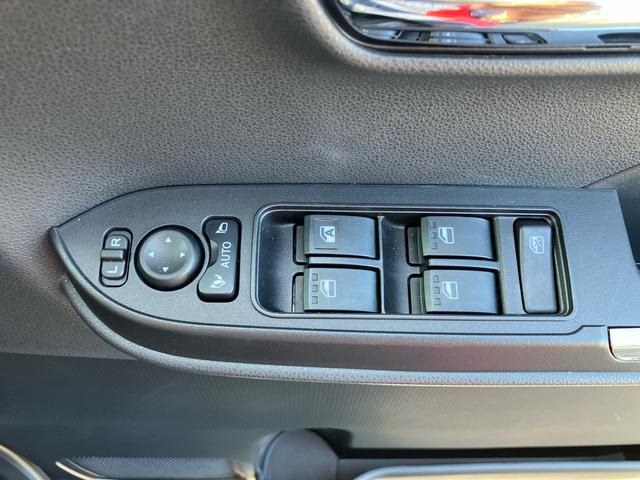 タントカスタムＸリミテッドバックカメラ　両側パワスラ　シートヒーター　電動駐車ブレーキ　ＬＥＤヘッドライト　オートライト　オートエアコン　上下２段調節式デッキボード　コーナーセンサー　衝突被害軽減ブレーキ　ＥＴＣ（千葉県）の中古車