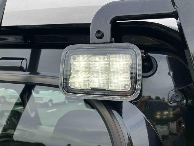 ハイゼットトラックジャンボエクストラＣＶＴ　電子制御式４ＷＤ　スーパーデフロック　ＬＥＤヘッド＆フォグランプ　ＬＥＤ荷台灯　プッシュボタンスタート　電格ドアミラー　オーバーヘッドシェルフ　コーナーセンサー　衝突被害軽減ブレーキ（千葉県）の中古車