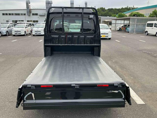 ハイゼットトラックジャンボエクストラＣＶＴ　電子制御式４ＷＤ　スーパーデフロック　ＬＥＤヘッド＆フォグランプ　ＬＥＤ荷台灯　プッシュボタンスタート　電格ドアミラー　オーバーヘッドシェルフ　コーナーセンサー　衝突被害軽減ブレーキ（千葉県）の中古車