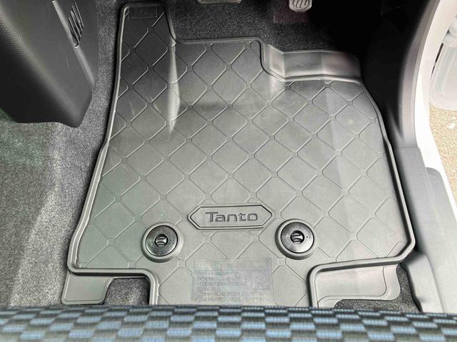 タントカスタムRSリミテッド 商談中ターボ 15インチアルミ バックカメラ 両側パワスラ シートヒーター 電動駐車ブレーキ LEDライト&フォグ 上下2段調節式デッキボード コーナーセンサー 衝突被害軽減ブレーキ ETC クルコン(千葉県)の中古車